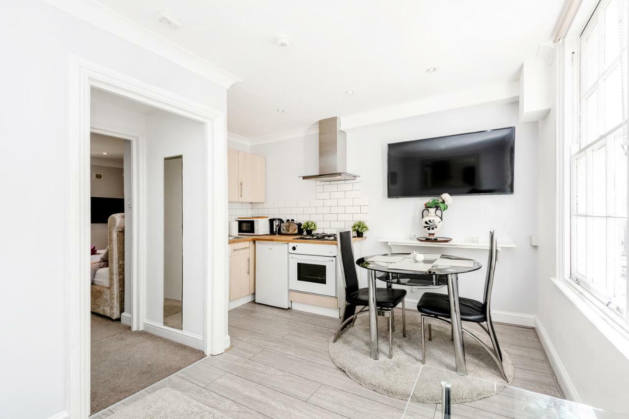 AI Deluxe Apartments Londen Buitenkant foto